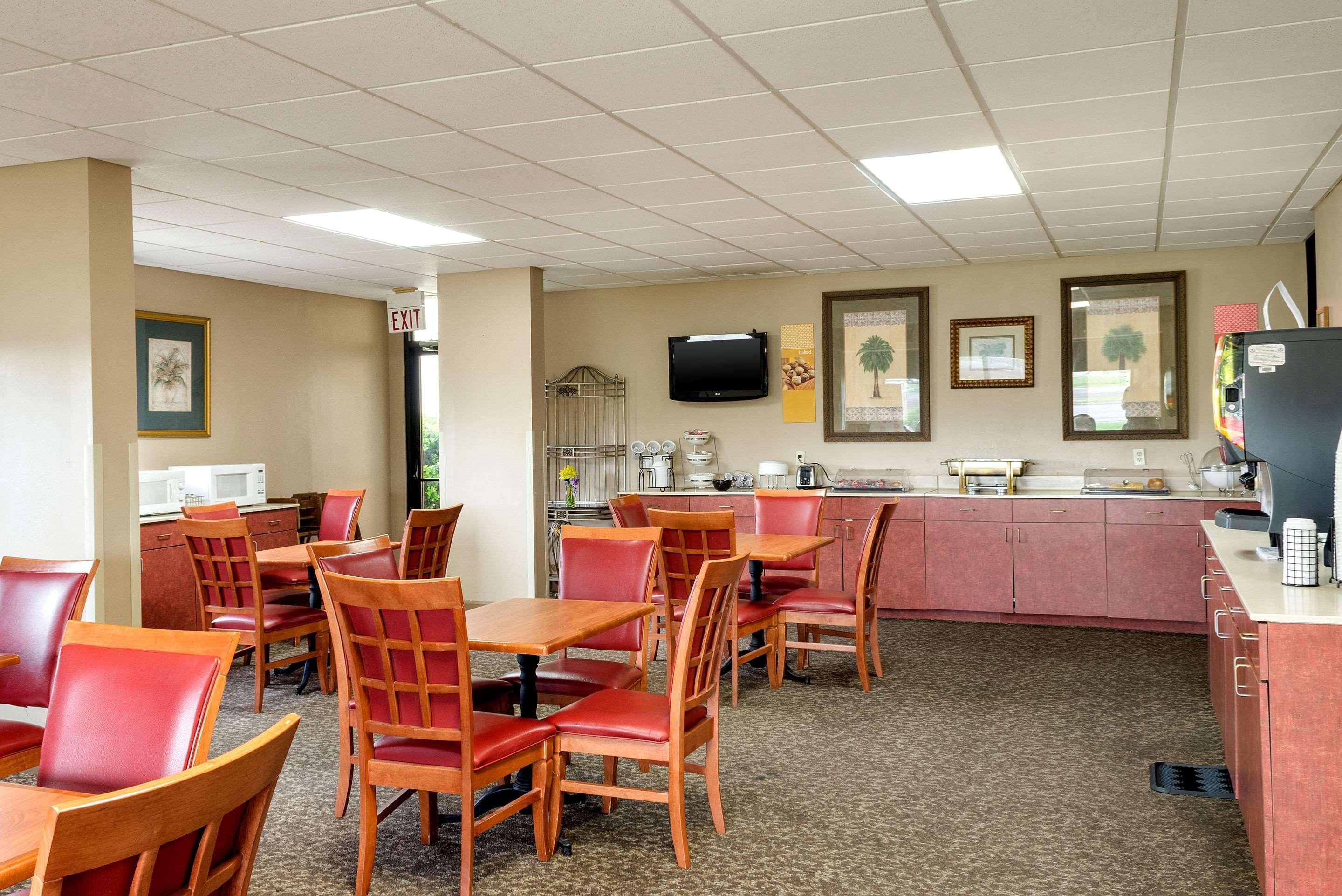 Motel 6 Cleveland, Ms - Delta State University Eksteriør billede