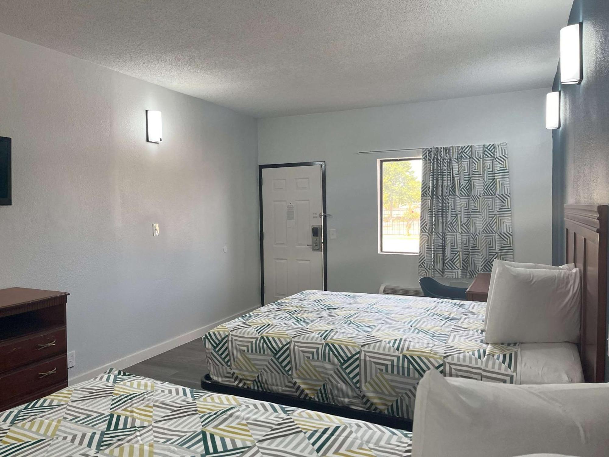 Motel 6 Cleveland, Ms - Delta State University Eksteriør billede